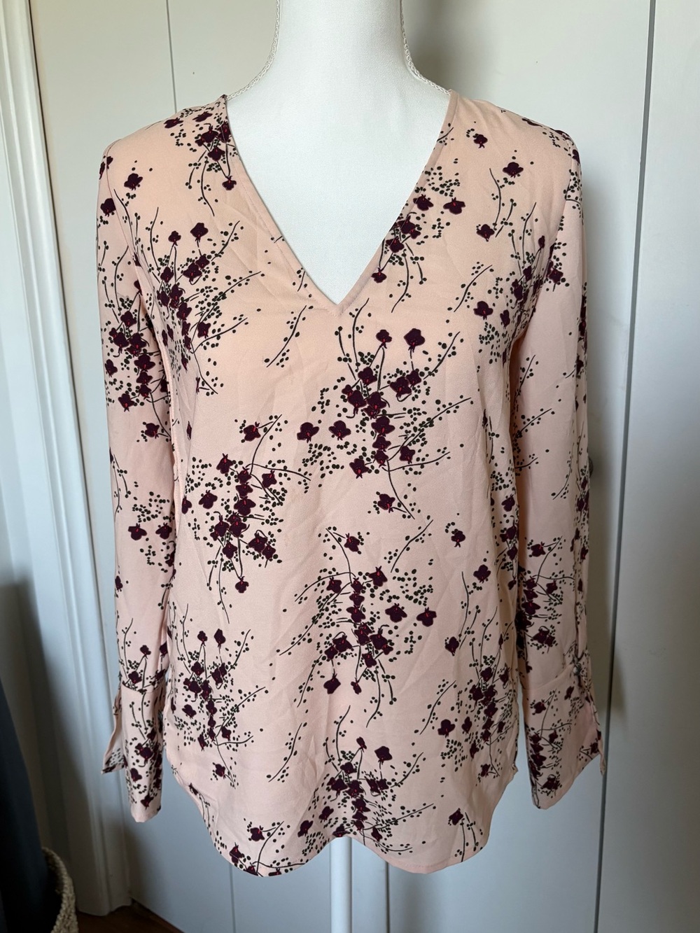 Chelsea28 Blush Pink V-Neck Floral Tunic with Burgundy Print